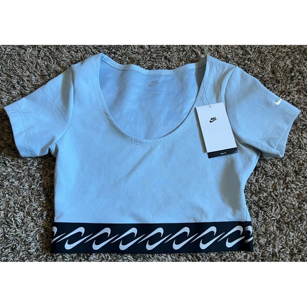 NEW Nike Essential Women's Tight Fit Swoosh Top Athleticwear Shirt (Small)